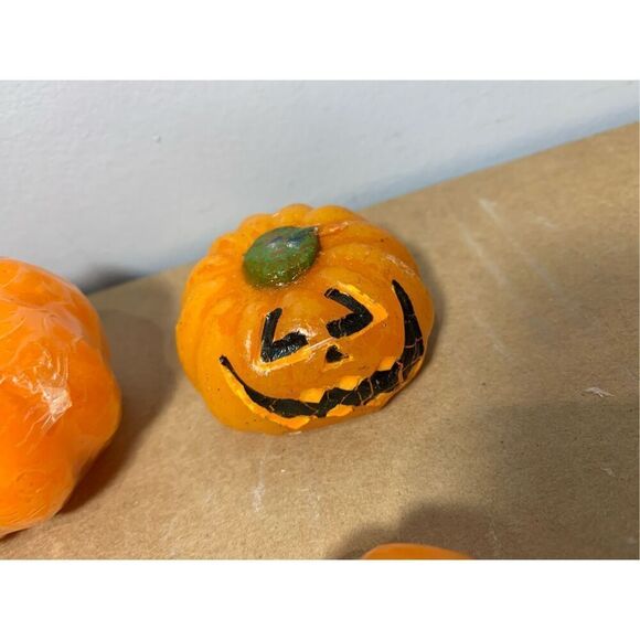 Halloween Tea Light Mini Candle Lot-6 Candles Vintage 1” Small NEW Fast Shipping - Picture 2 of 4